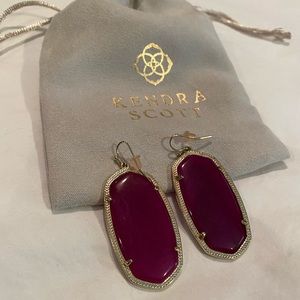 Kendra Scott Danielle Earrings 💜